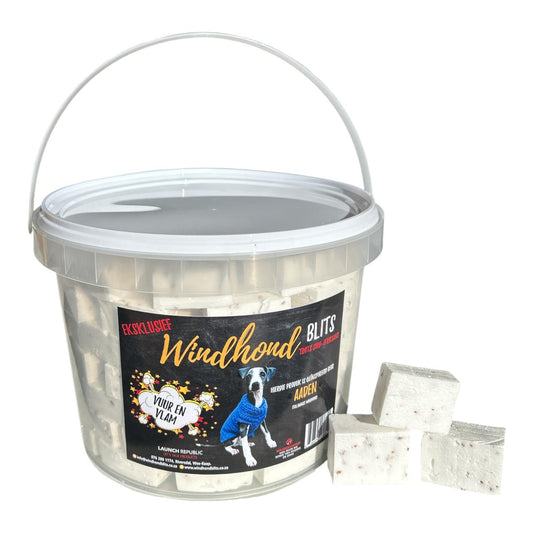 White 5L Windhond Blits Firelighters Bucket showing handcrafted firelighter cubes