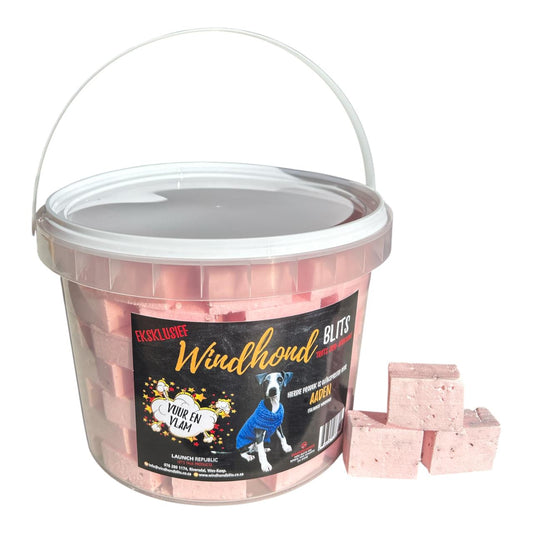Pink 5L Windhond Blits Firelighters Bucket showing handcrafted firelighter cubes